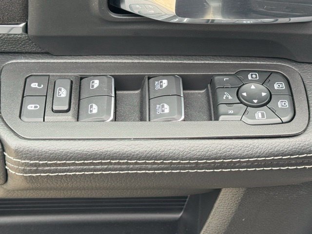New 2026 Silver-Zynith Exterior Paint RAM Laramie image 11