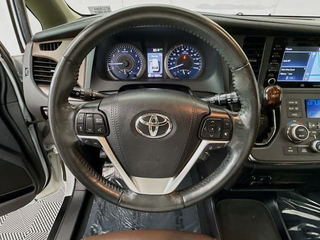 Used 2019 White Toyota Limited Premium image 11