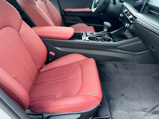 New 2026 Wolf Gray Kia GT-Line image 34