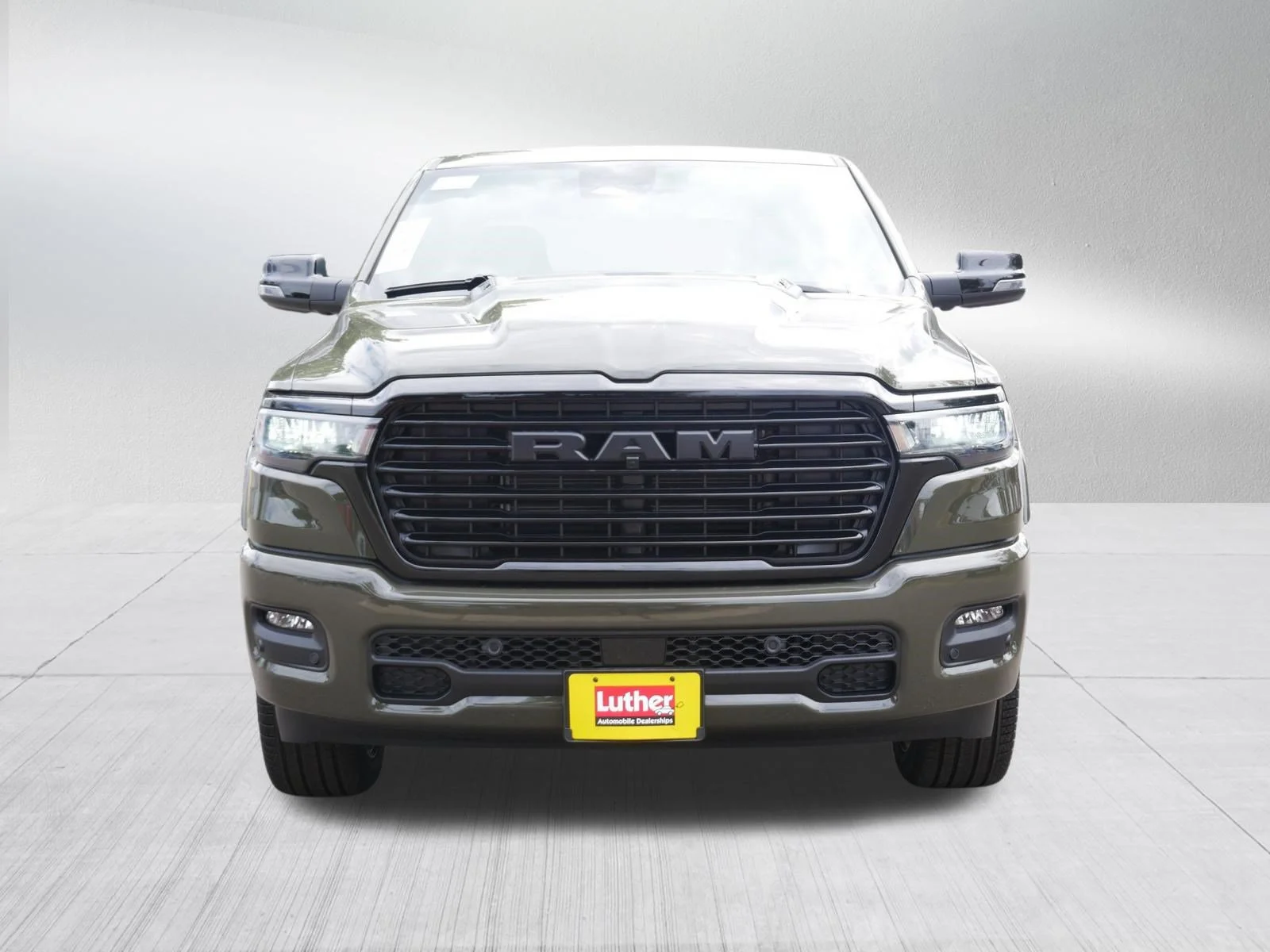 New 2026 Tank Exterior Paint RAM Laramie image 2