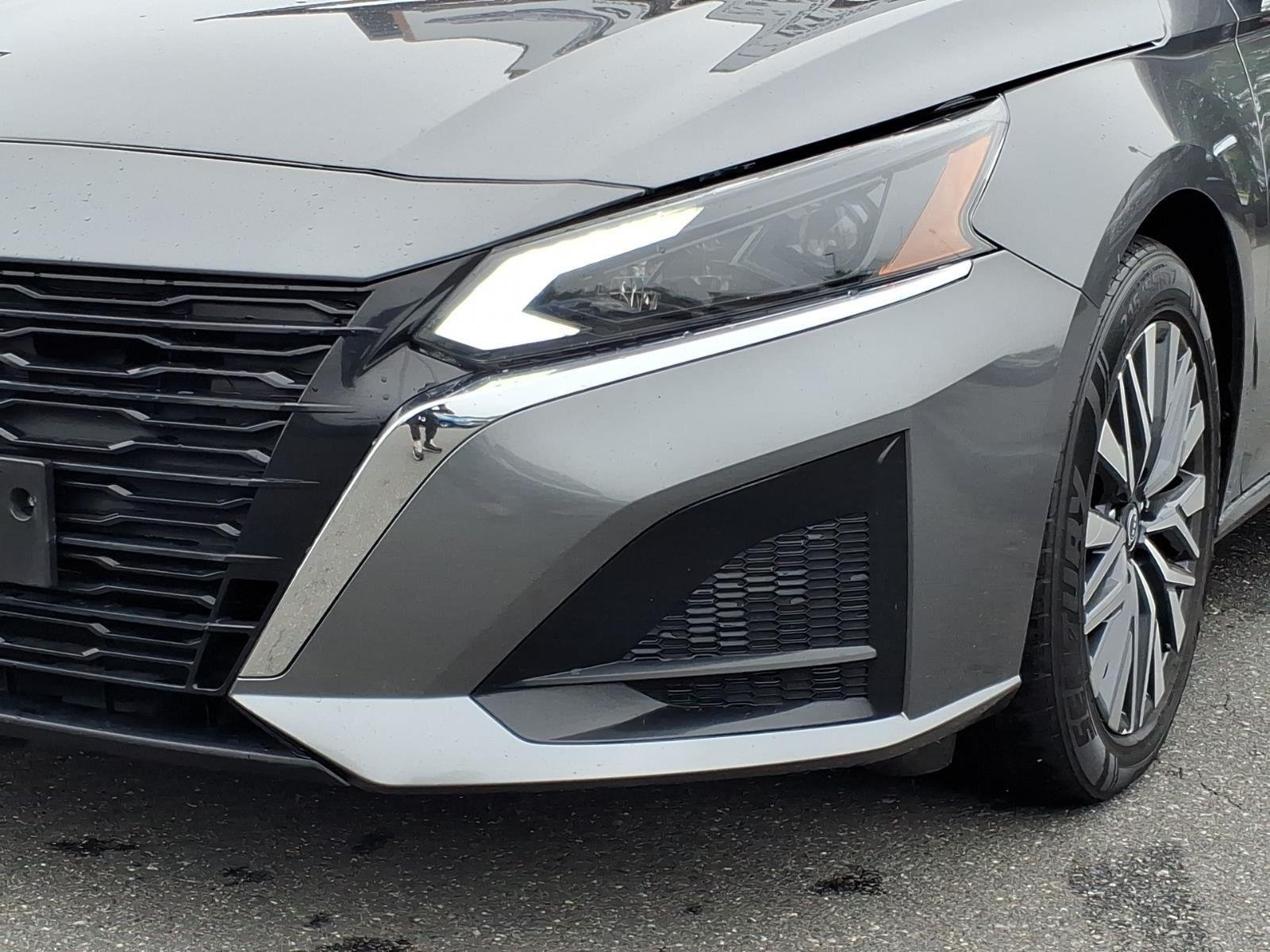 Used 2024 Gun Metallic Nissan 2.5 SV image 14
