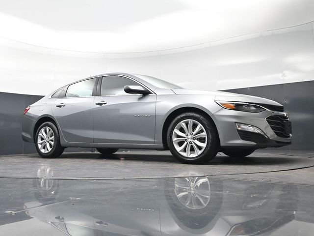 Used 2025 Sterling Gray Metallic Chevrolet LT image 28