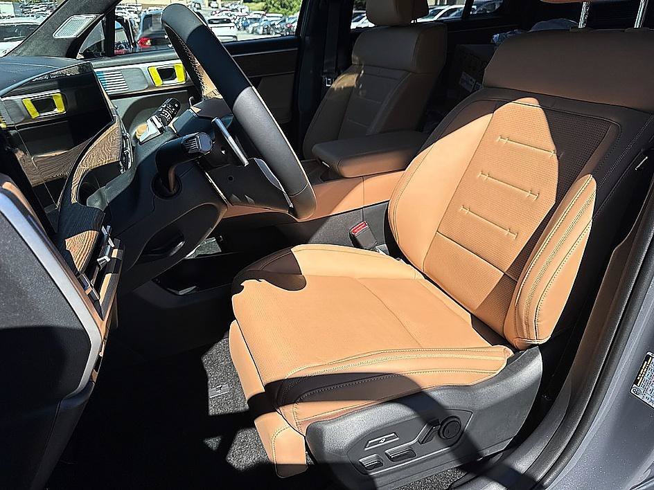 New 2027 Ecotronic Gray Hyundai Calligraphy image 8