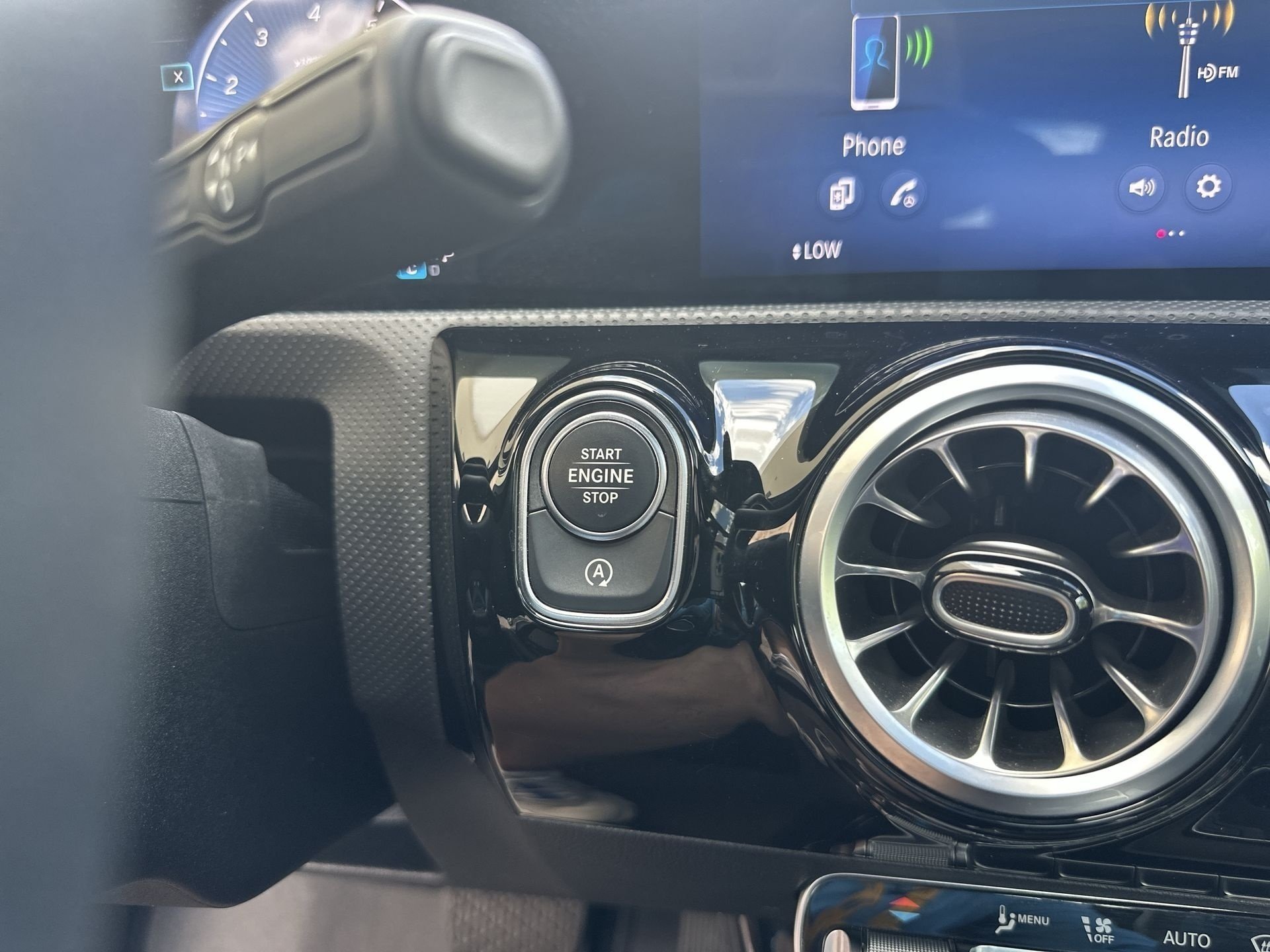 2025 Mercedes-Benz CLA CLA 250 - Photo 16