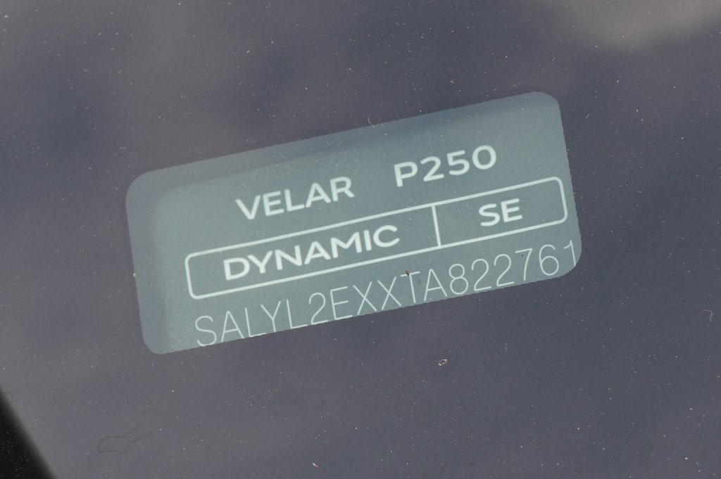 2026 LAND ROVER RANGE ROVER VELAR - Image 32