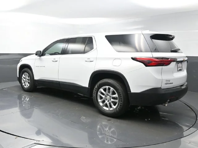 Used 2023 White Chevrolet LS image 5