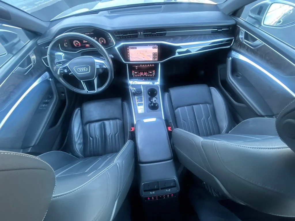 Used 2020  Audi 3.0T Prestige image 29