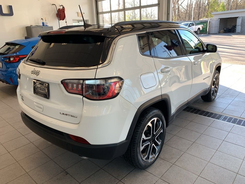 2022 Jeep Compass Limited - Photo 16