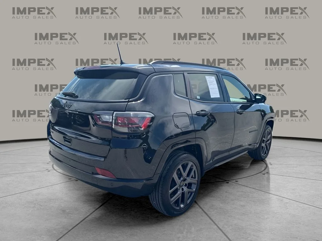 Used 2025 Black Jeep Limited image 4