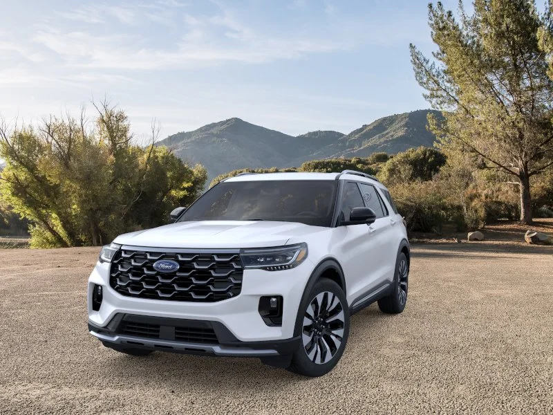 New 2026 Star White Metallic Tri-Coat Ford Platinum™ image 26