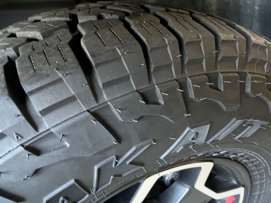 Used 2021 Limited Edition Gecko Clearcoat Jeep Rubicon image 22