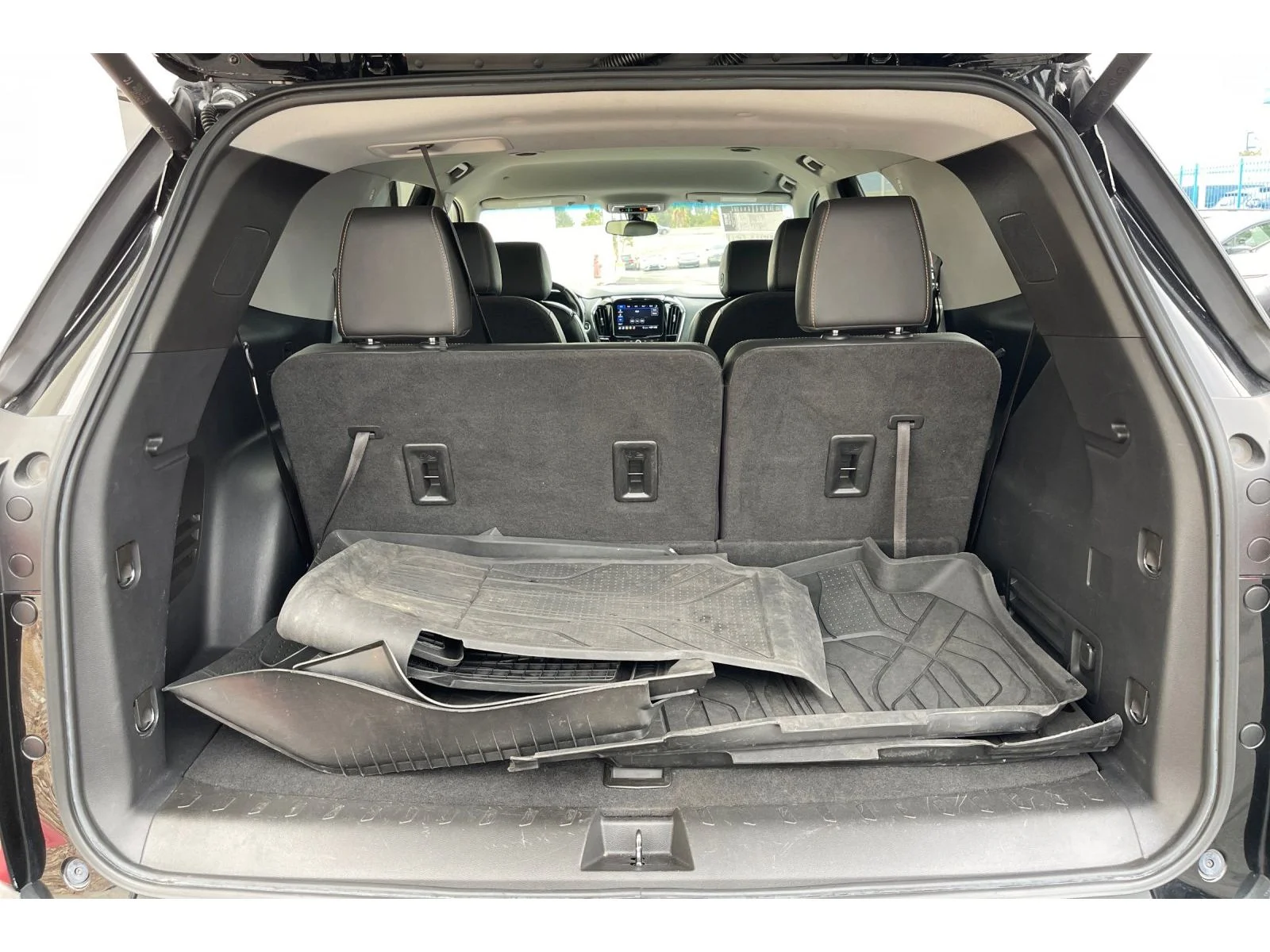 Used 2021 Mosaic Black Metallic Chevrolet LT Leather image 17