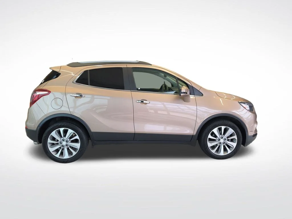 Used 2019 Brown Buick Preferred image 8