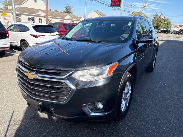 Used 2018 Chevrolet Traverse 1LT with VIN 1GNEVGKW2JJ244334 for sale in Wallingford, CT