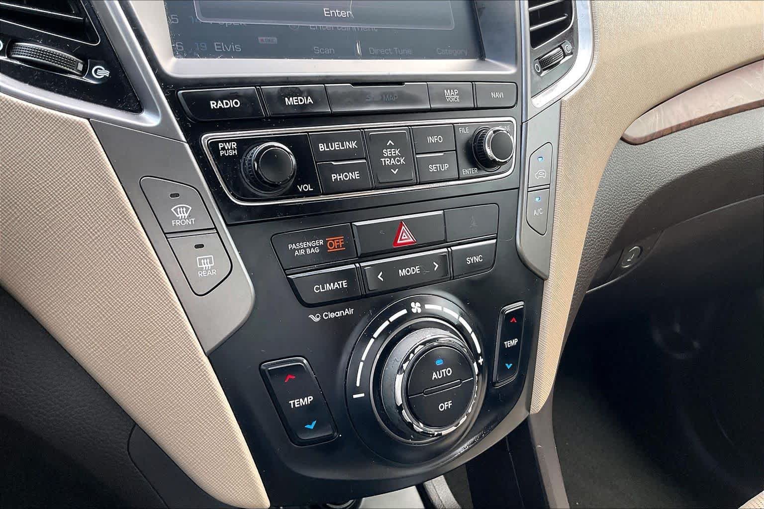 Used 2018 Platinum Graphite Hyundai 2.4L image 33