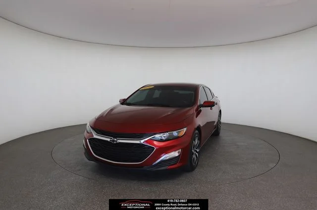 Used 2021 Red Chevrolet RS image 1