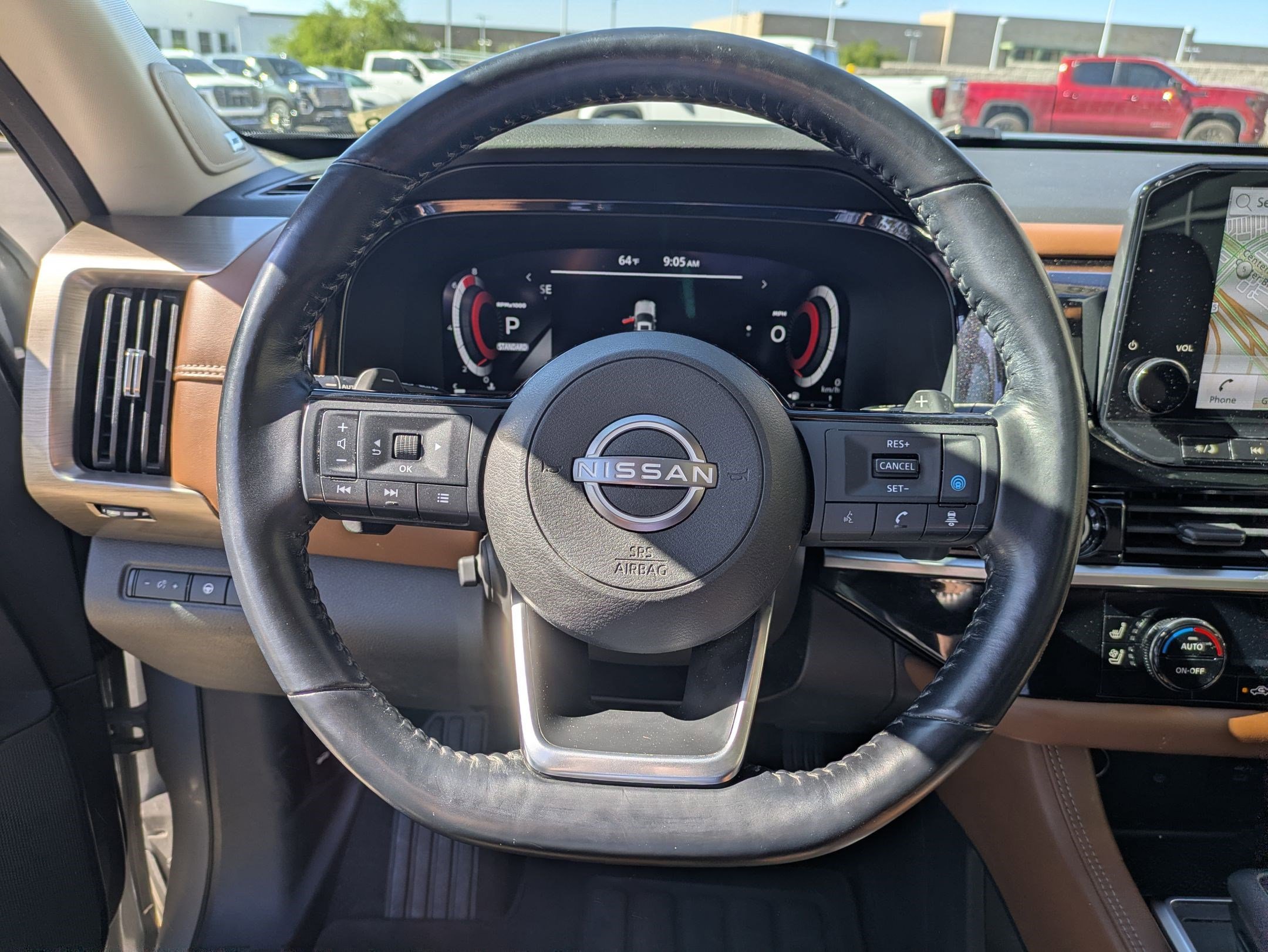 Used 2022 Gray Nissan Platinum 2WD image 16