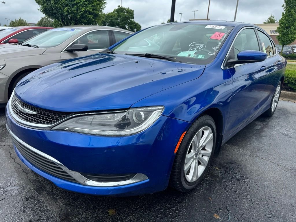2017 Chrysler 200 Limited Platinum's photo