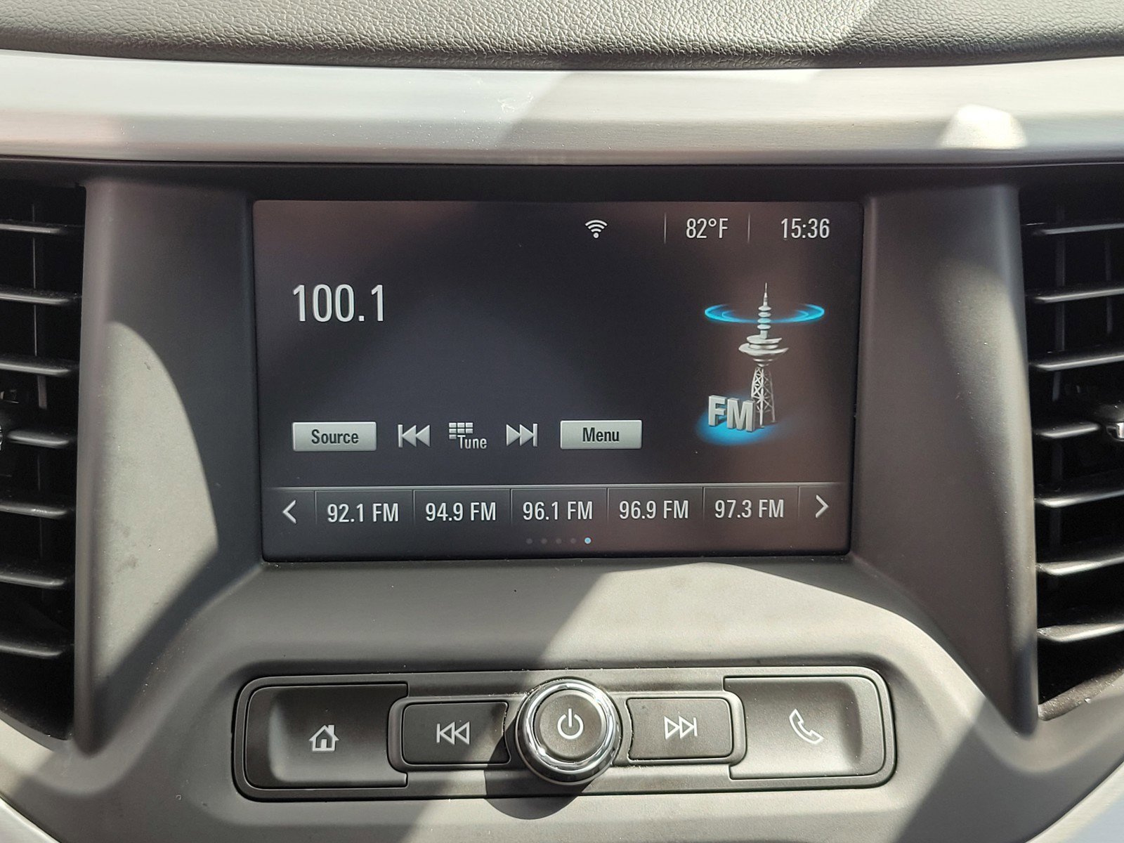 Used 2019 Red Quartz Tintcoat GMC SLE image 19