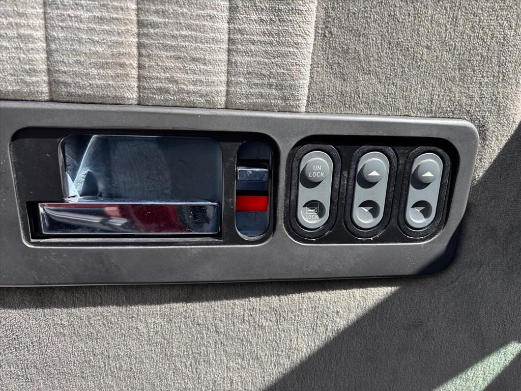 Used 1993 Red Chevrolet Base image 19