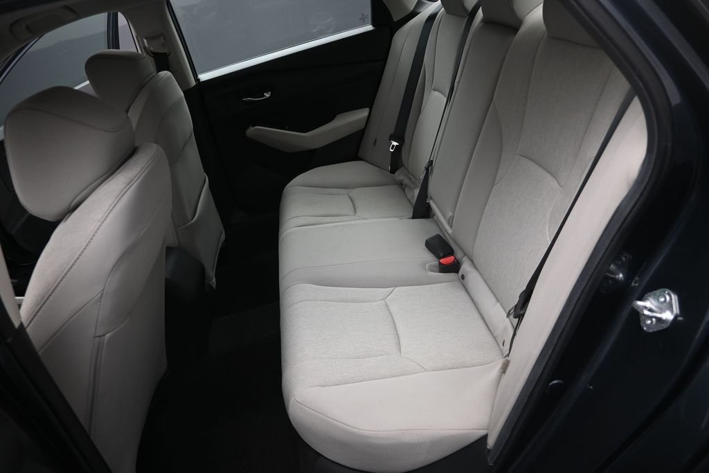 Used 2024  Honda LX image 17