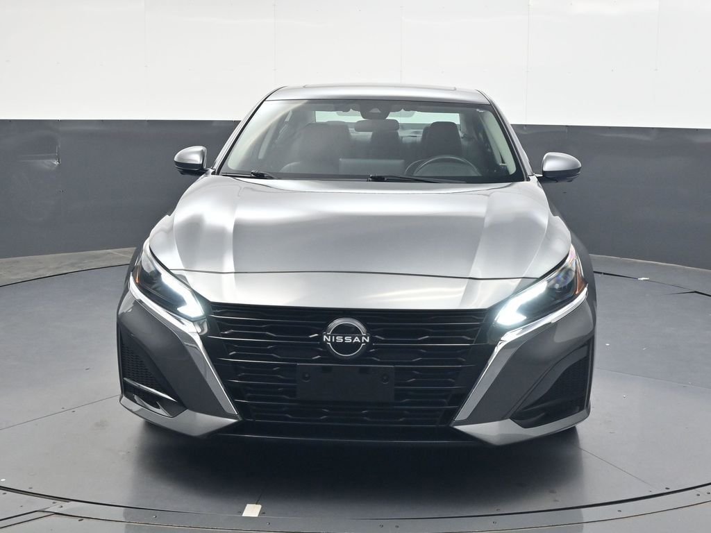 Used 2023 Gray Nissan 2.5 SL image 13