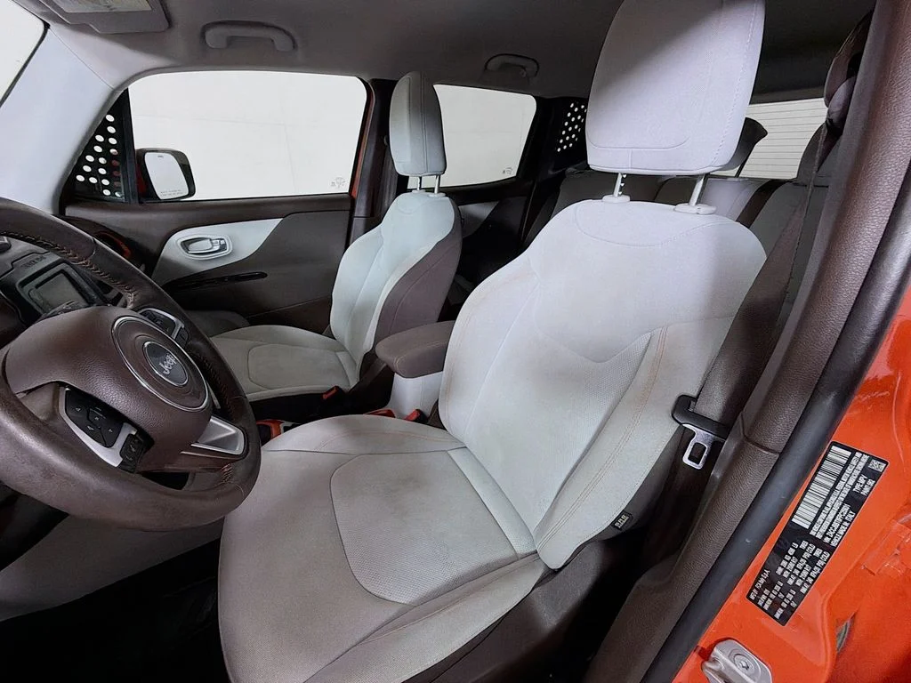 Used 2015 Orange Jeep Latitude image 12