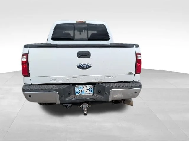 Used 2010 White Ford Lariat image 4