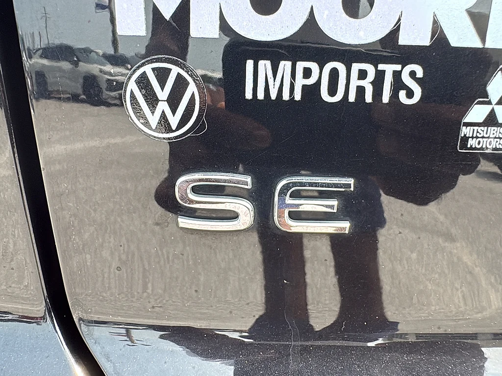 Certified Used 2024 Deep Black Pearl Volkswagen 2.0T SE w/Technology 4MOTION image 12