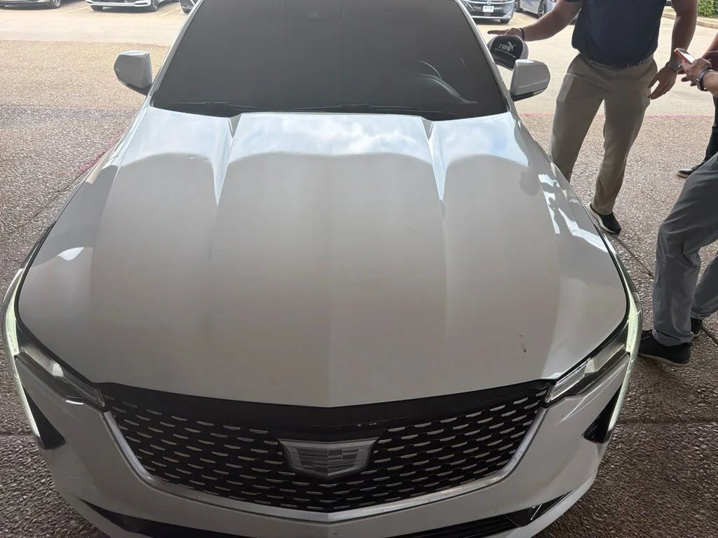 Used 2021 White Cadillac Luxury image 3