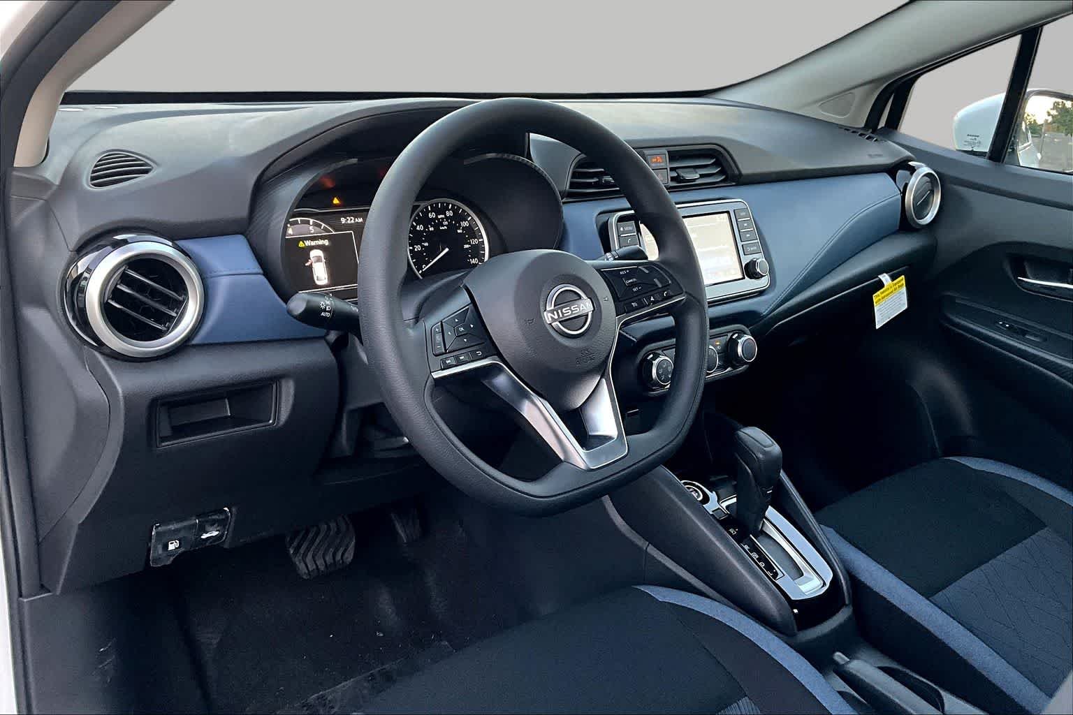 2025 Nissan Versa Sedan SV - Photo 10