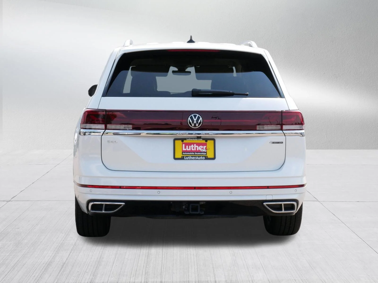 Certified Used 2025 Opal White Pearl Volkswagen 2.0T SEL Premium R-Line image 6