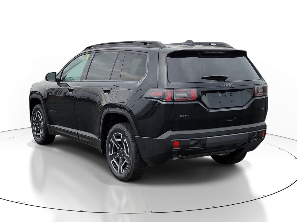 New 2026 Diamond Black Crystal Pearlcoat Jeep Laredo image 3