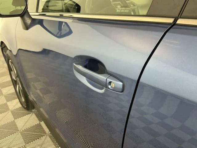 Used 2018 Blue Subaru 2.5i Limited image 11