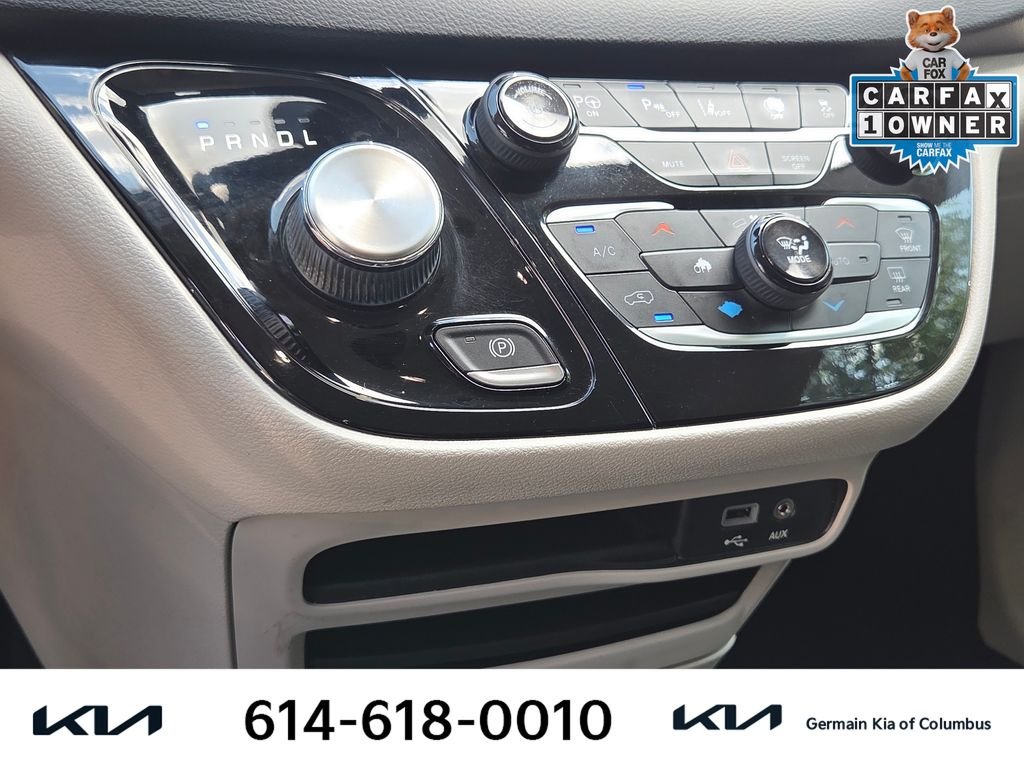 Used 2020 Black Chrysler Touring image 26