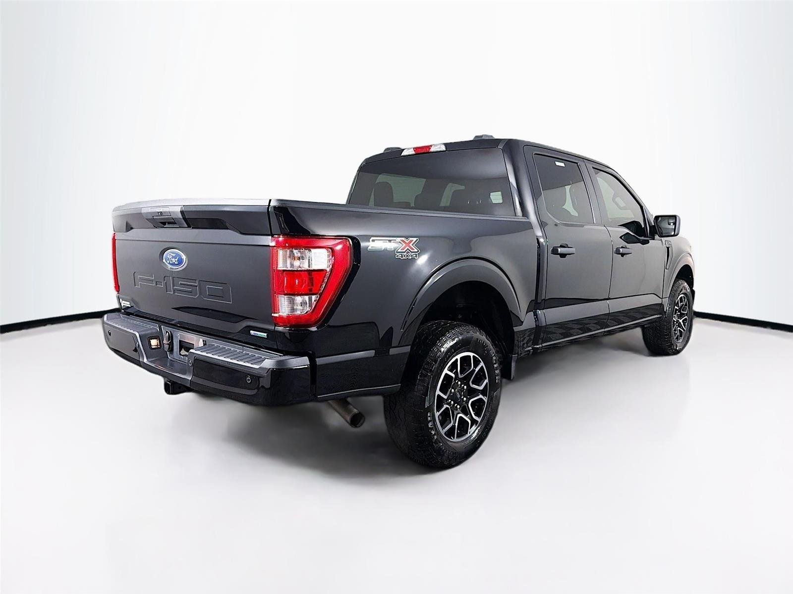 Used 2023 Agate Black Ford XL image 7