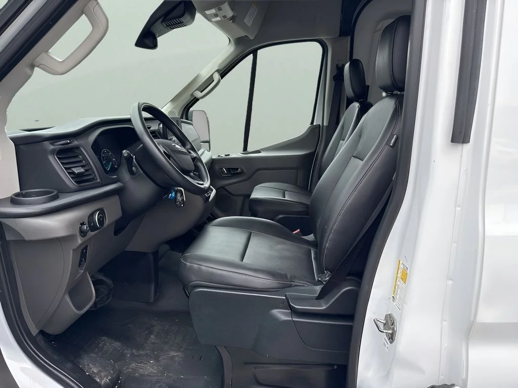 Used 2023 White Ford Base image 9