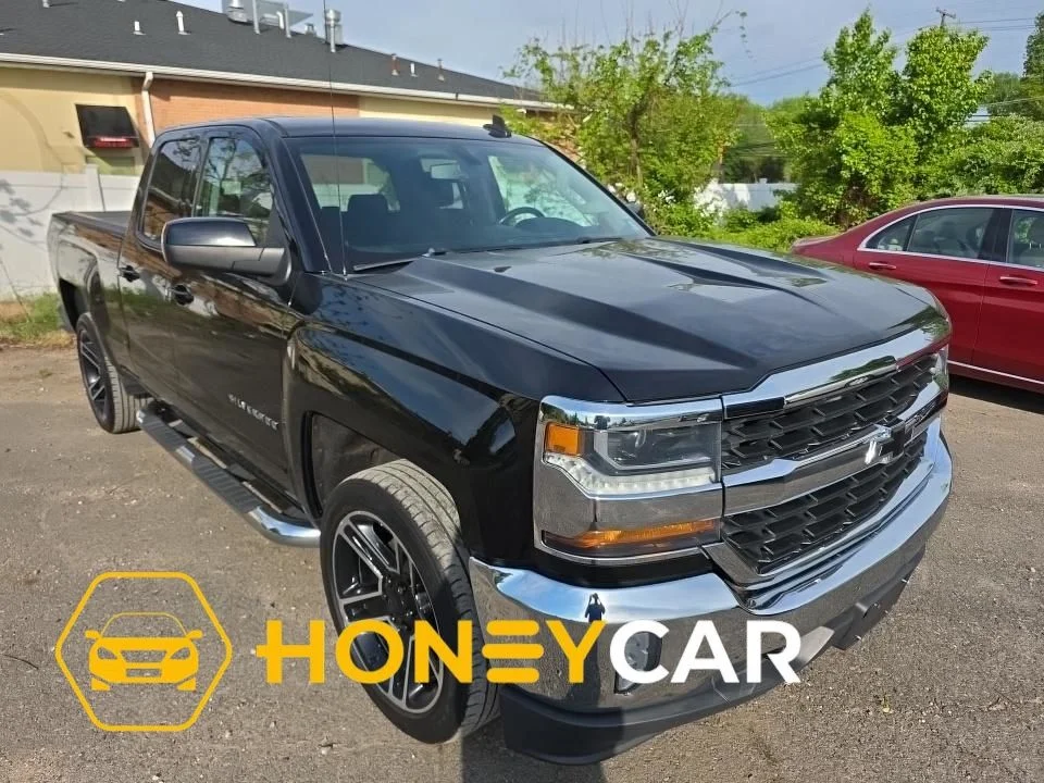 2018 Chevrolet Silverado 1500 LT 4X4 Double Cab Std Box's photo