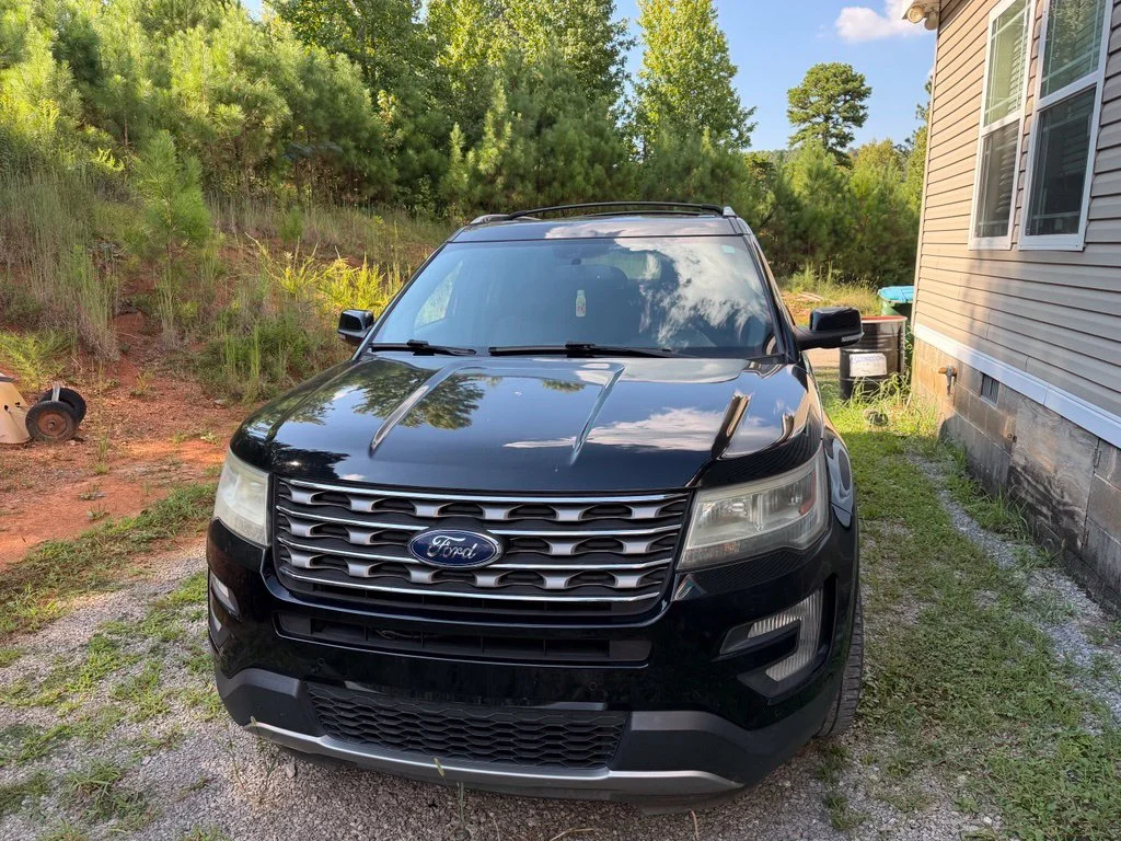 Used 2016 Black Ford XLT image 4