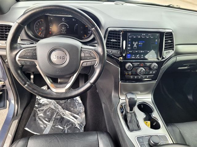 Used 2020 Blue Jeep Limited image 9