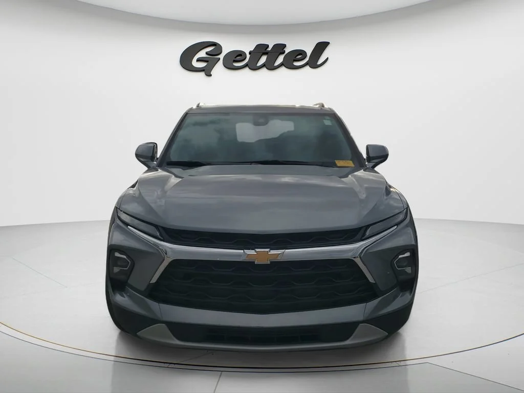 Used 2023 STERLING GRAY METALLIC Chevrolet LT image 2