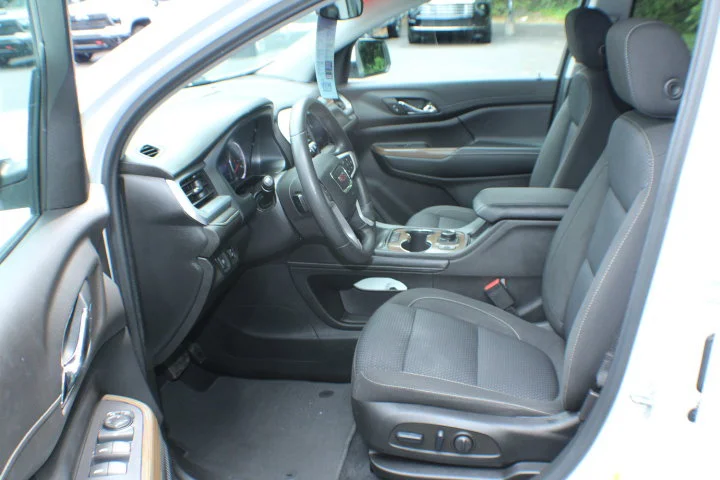 Certified Used 2022 Summit White GMC SLE image 13