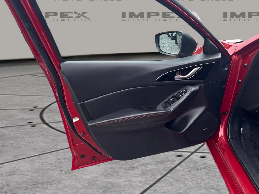 Used 2016 Red Mazda i Grand Touring image 24