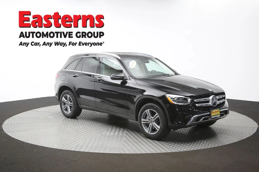 Used 2022 Black Mercedes-Benz GLC 300 image 49