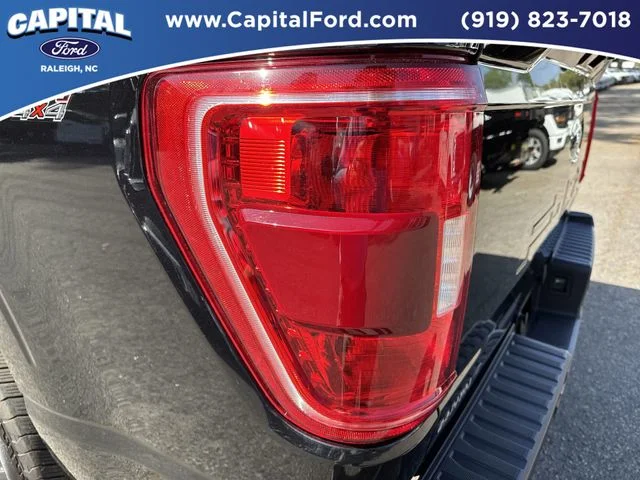 Used 2023 Black Ford XLT image 16