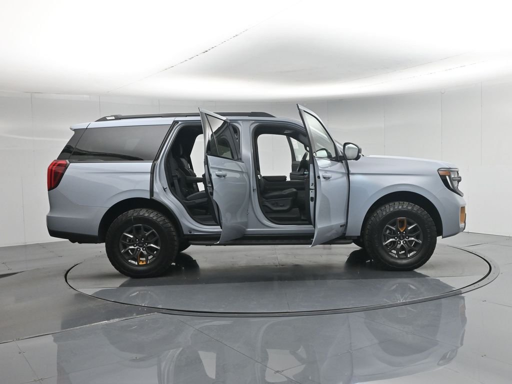 New 2026 Glacier Gray Metallic Tri-Coat Ford Tremor image 4