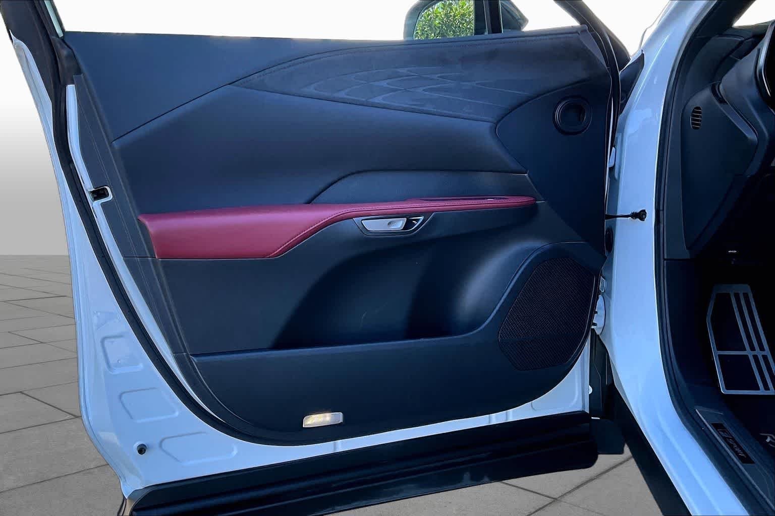 Used 2023 Ultra White Lexus F SPORT Handling image 22