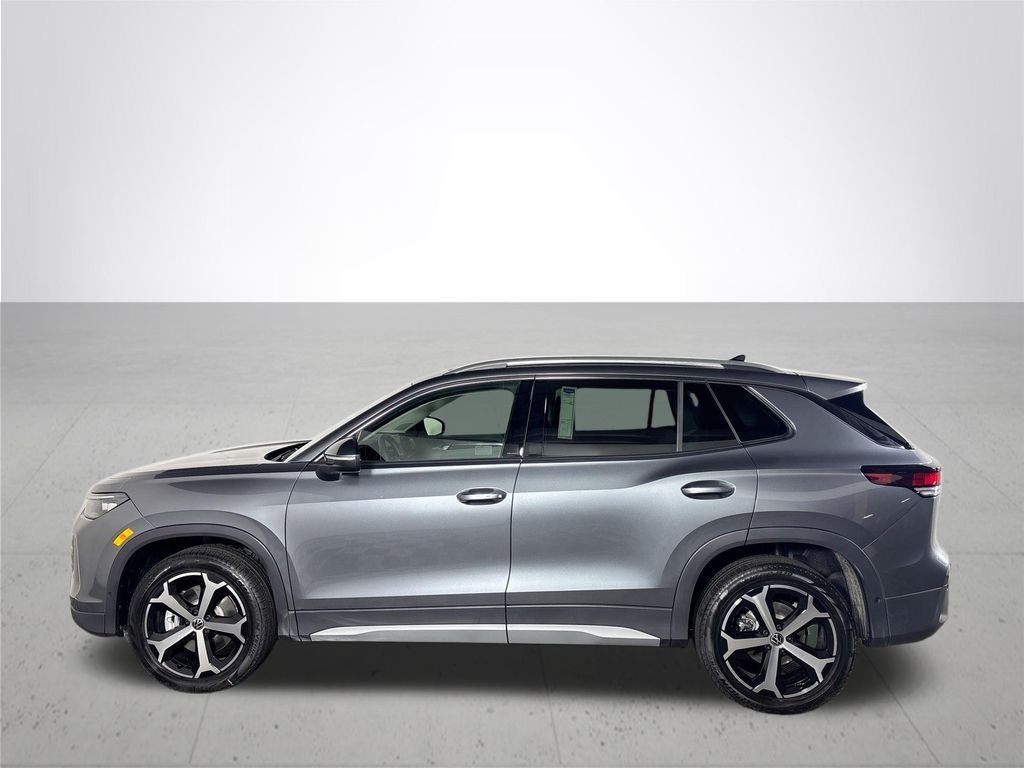 New 2026 Platinum Gray Metallic Volkswagen 2.0T SE image 9