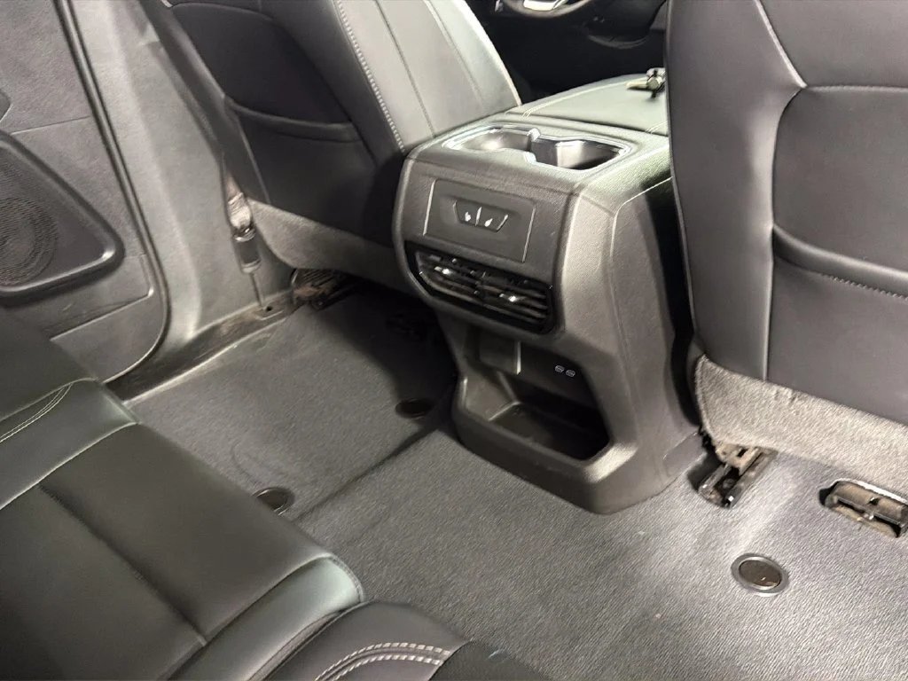 Used 2025 Riptide Blue Metallic Chevrolet LT - Extended Range image 32