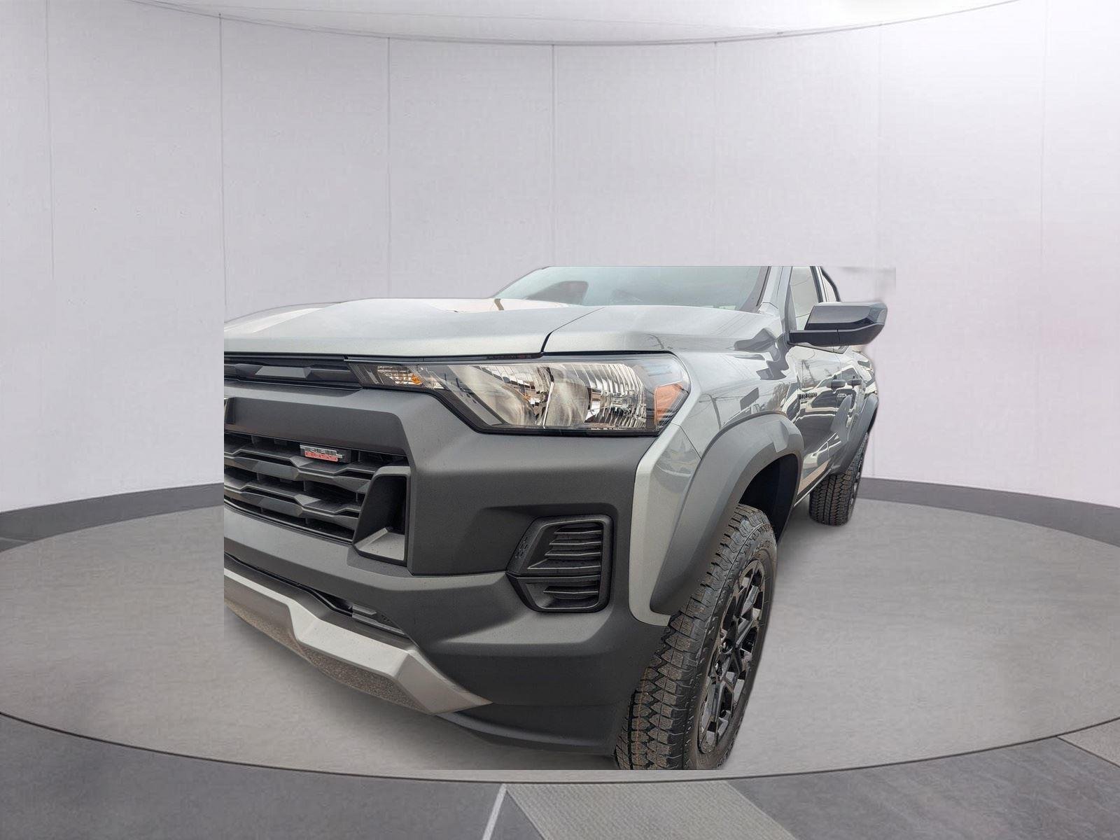 2026 Chevrolet Colorado Trail Boss - Photo 10